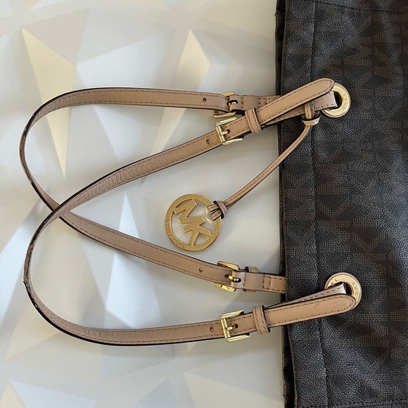 Michael Kors Signature Leather Jet Set Tote Brown Shoulder Bag - Picture 11 of 16